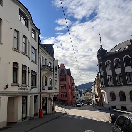 Appartement Bright And Charming Downtown In Historical Peaceful Area